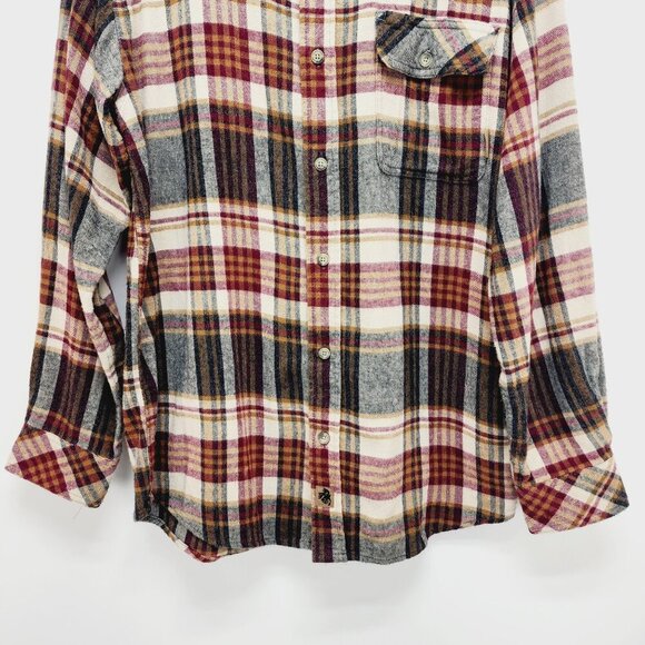 Legendary Whitetails shirt long sleeve Button-Up Medium Plaid Flannel - Picture 6 of 11